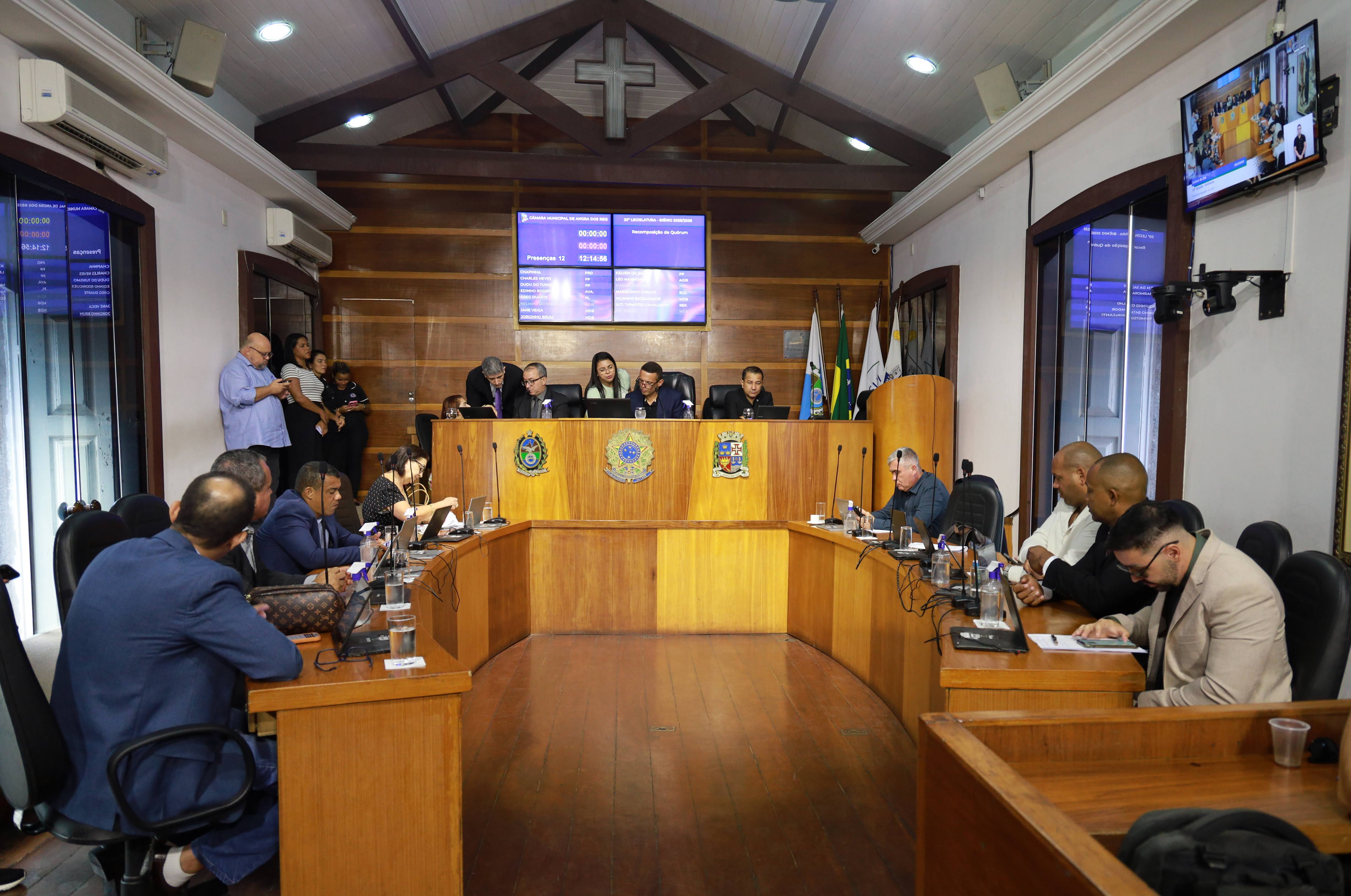 Câmara Municipal de Angra discute abrir CPI contra Enel