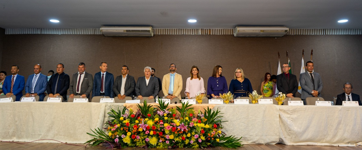 Câmara realizou Sessão Solene Alusiva às Medalhas: João Arquimedes da Silva, Ayrton José Coelho de Britto e Lopes Trovão.
