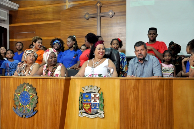 Evento na Câmara de Angra exalta a Mulher Negra.