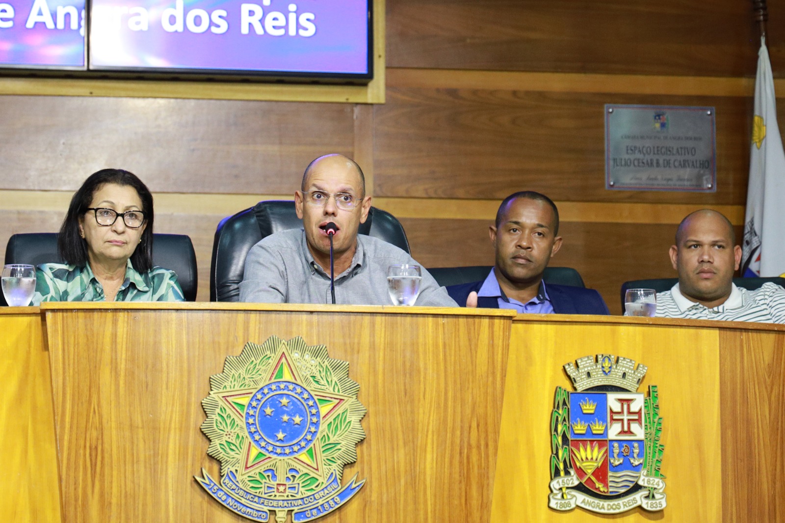 Câmara realizou Audiência Pública – RIO BRACUÍ SEM ENCHENTES: Um Direito dos Moradores.